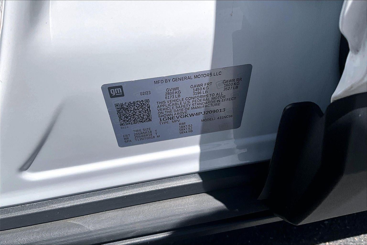2023 Chevrolet Traverse LT Cloth