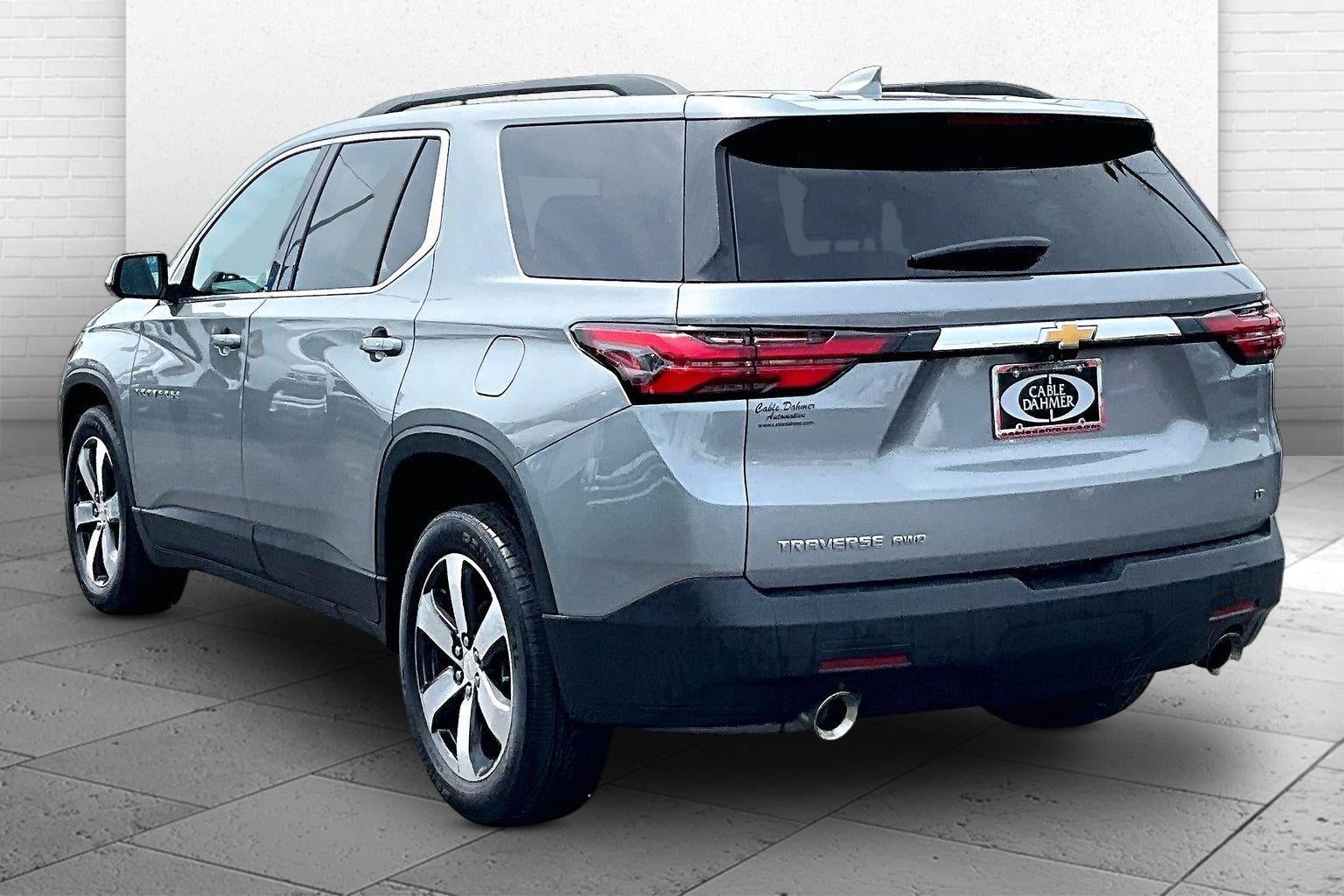 2023 Chevrolet Traverse LT Leather