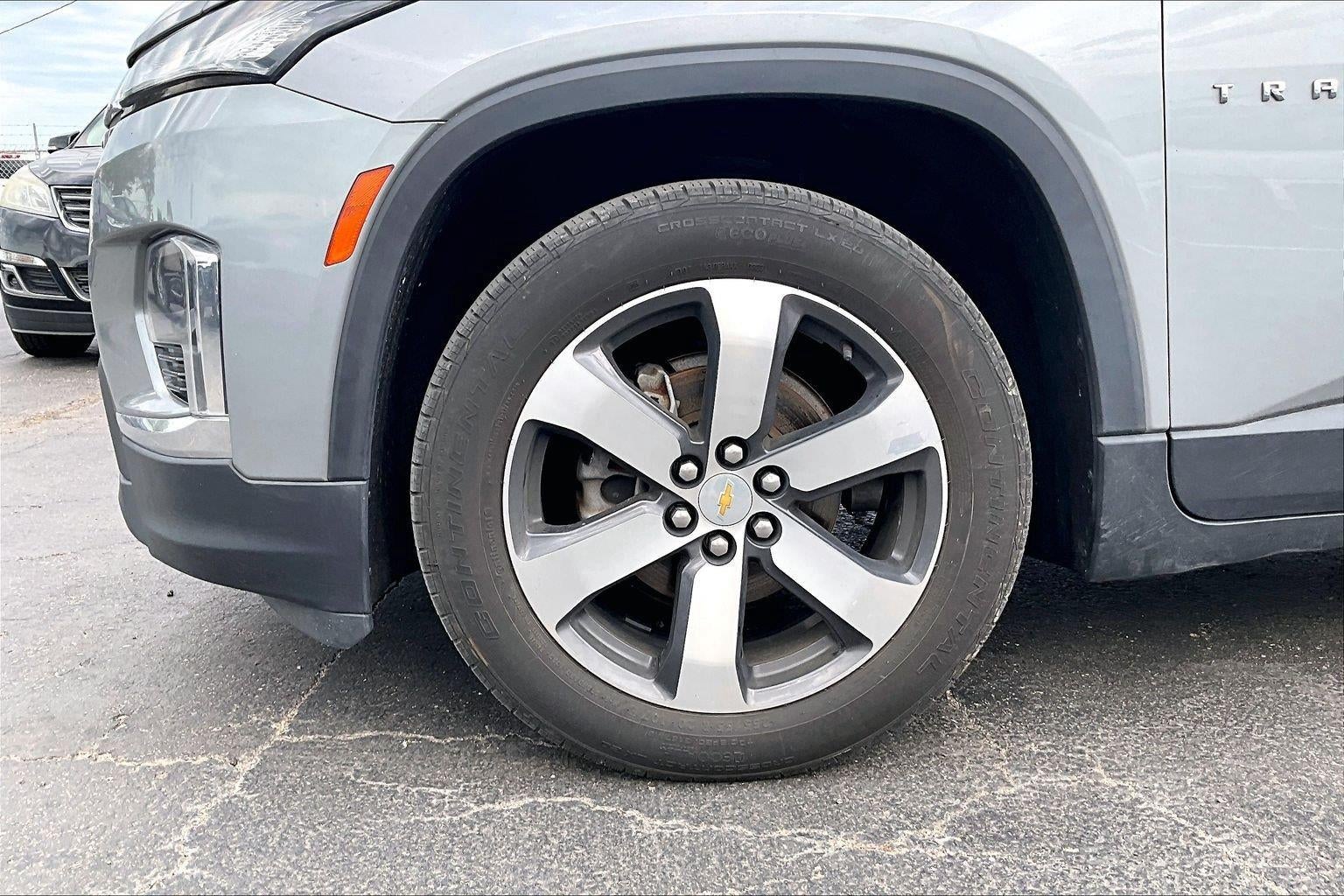 2023 Chevrolet Traverse LT Leather