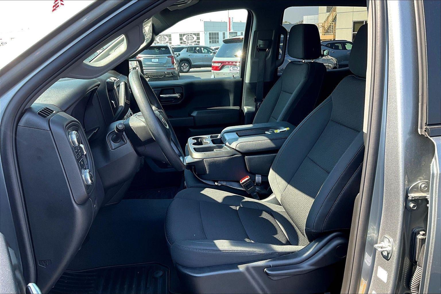 2025 GMC Sierra 1500 Pro