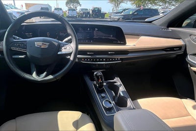 2024 Cadillac XT4 Luxury
