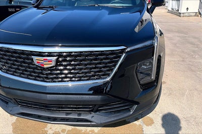 2024 Cadillac XT4 Luxury