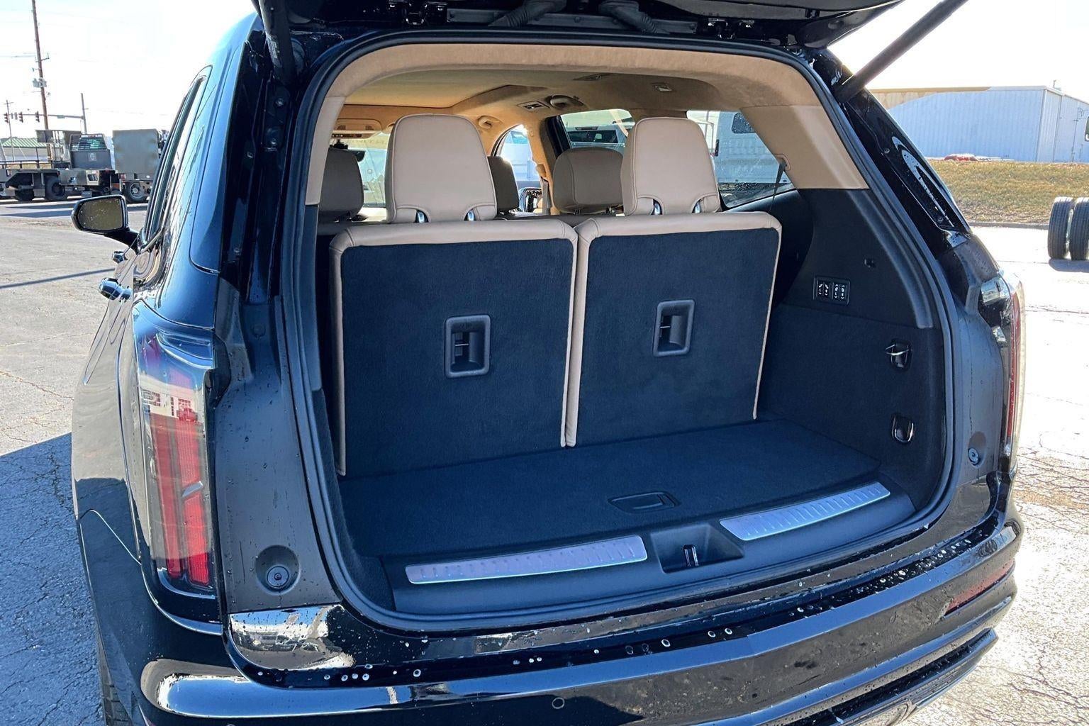 2024 Cadillac XT6 Sport