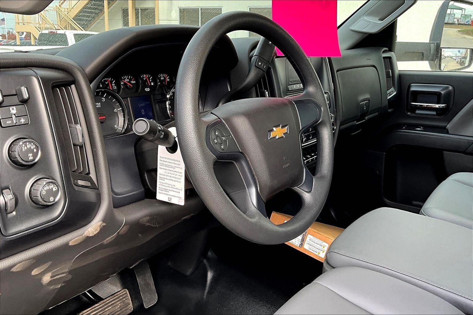 2024 Chevrolet Silverado 5500 HD Work Truck