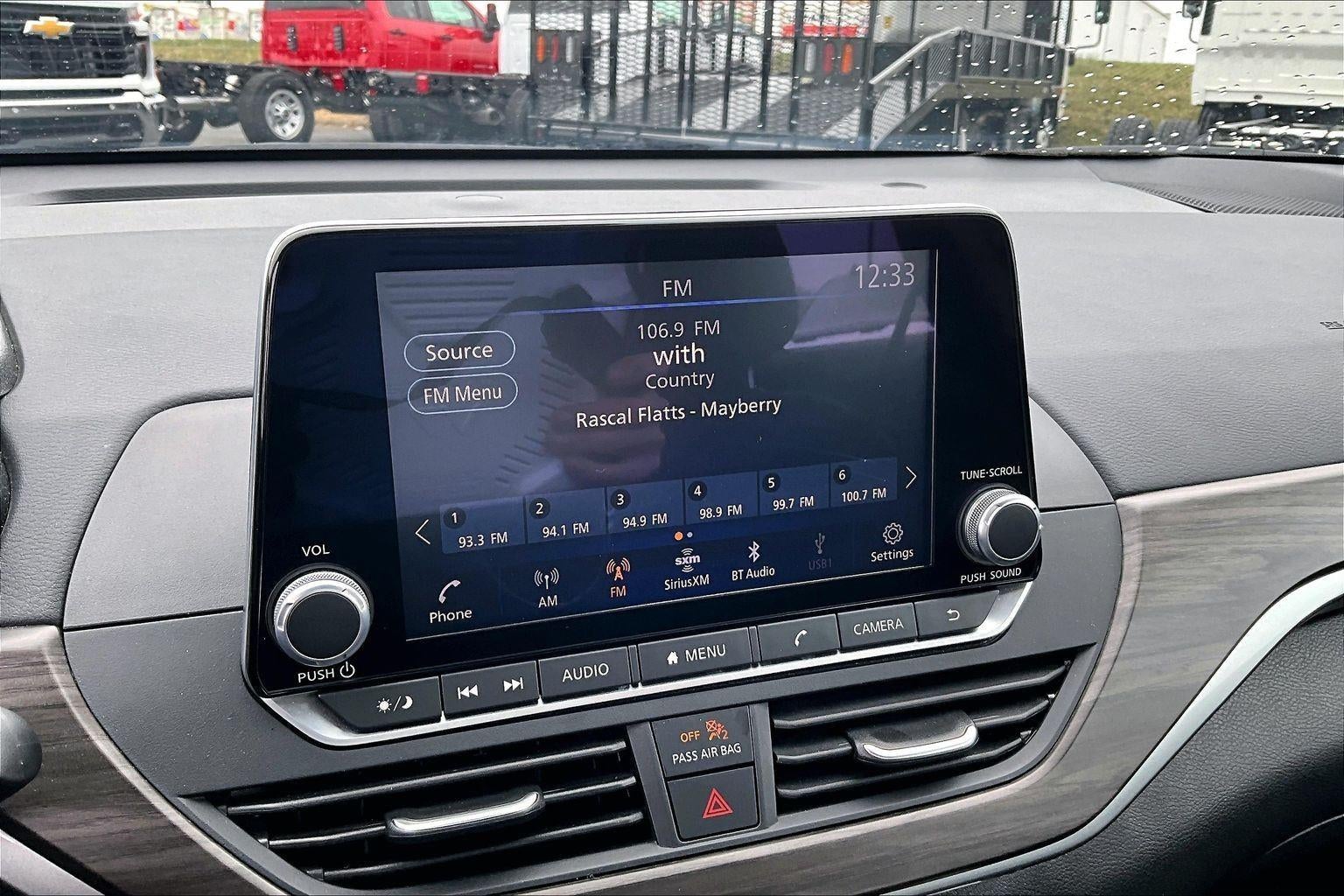 2025 Nissan Altima SV