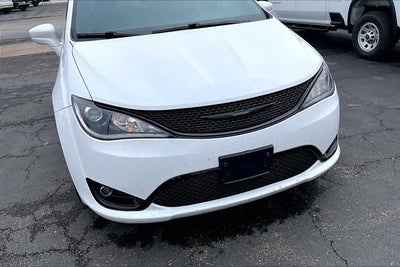 2020 Chrysler Pacifica Touring L Plus 35th Anniversary