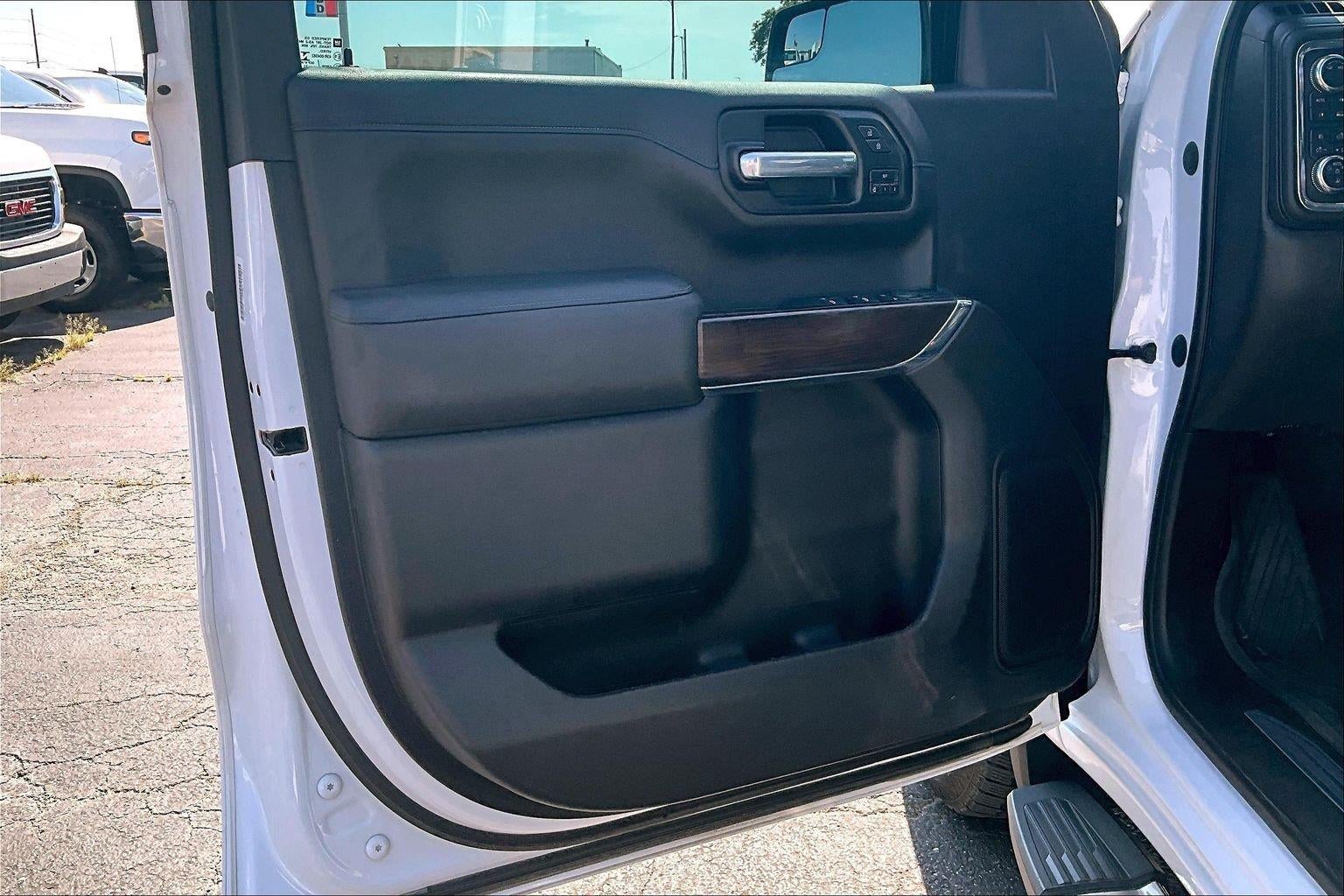2021 GMC Sierra 1500 SLT