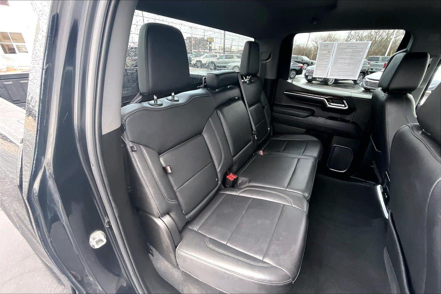 2022 GMC Sierra 1500 SLT