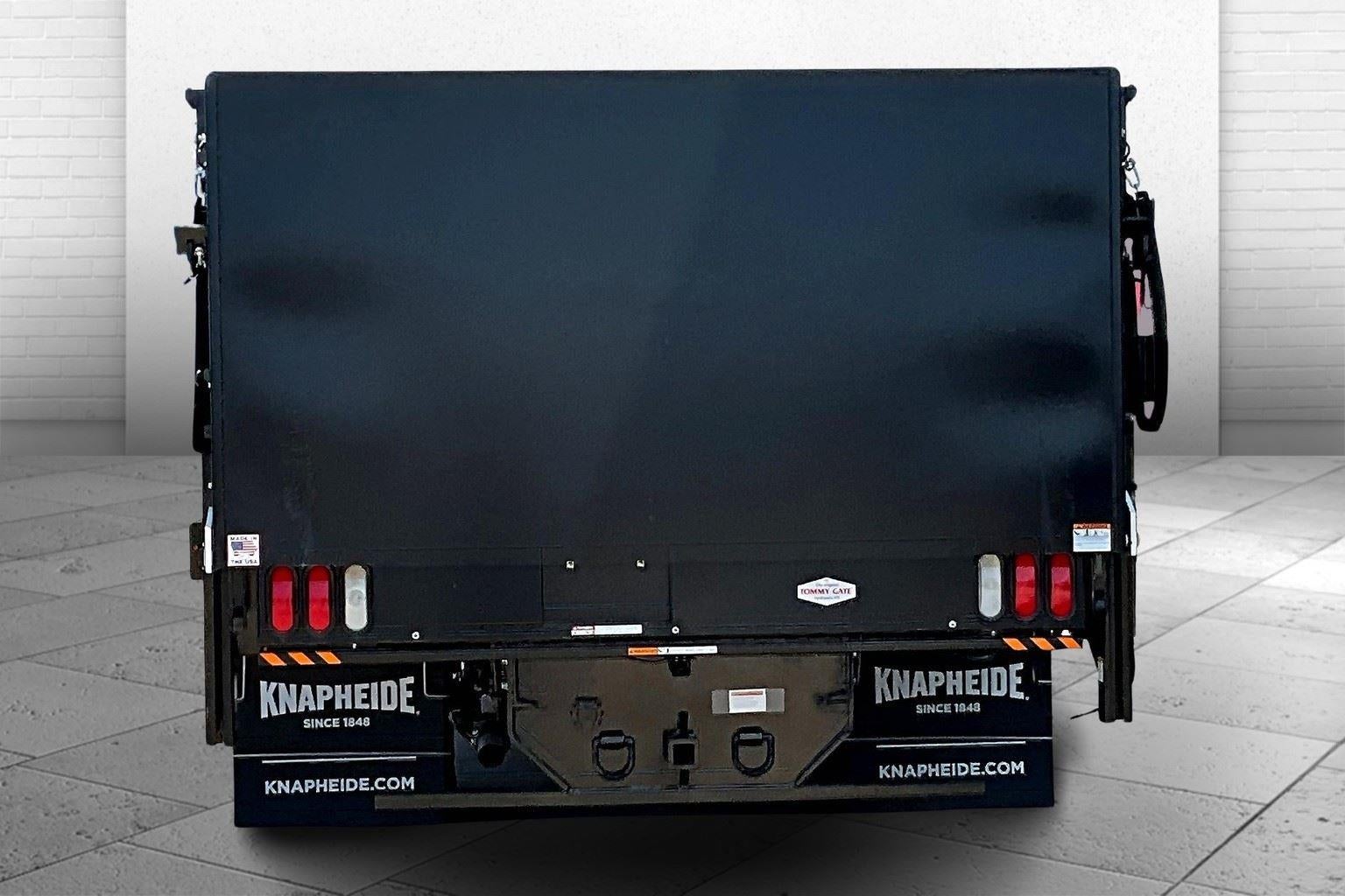 2025 Chevrolet Low Cab Forward 3500 Base