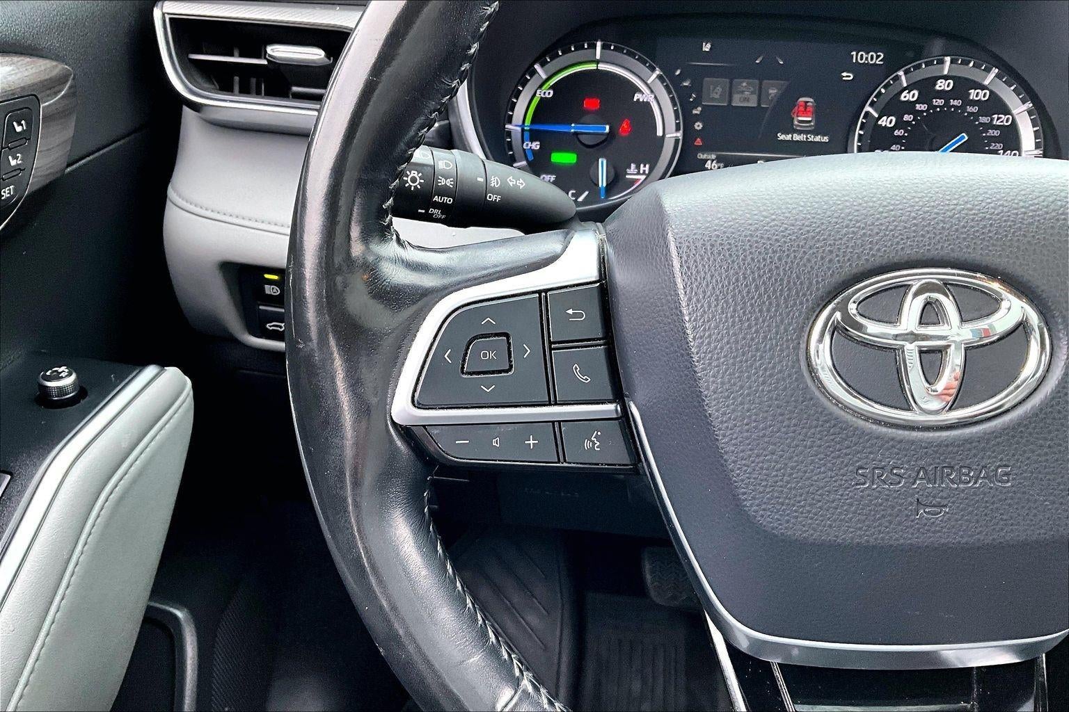 2021 Toyota Highlander Hybrid Platinum