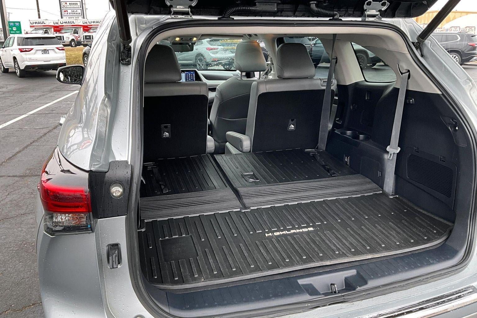 2021 Toyota Highlander Hybrid Platinum