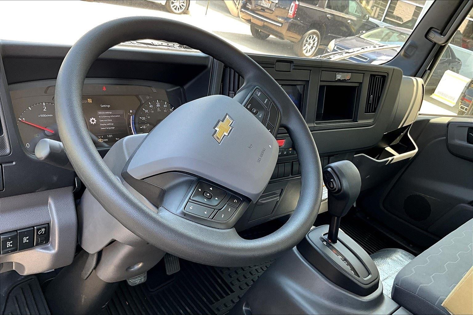 2025 Chevrolet Low Cab Forward 4500 XD Base