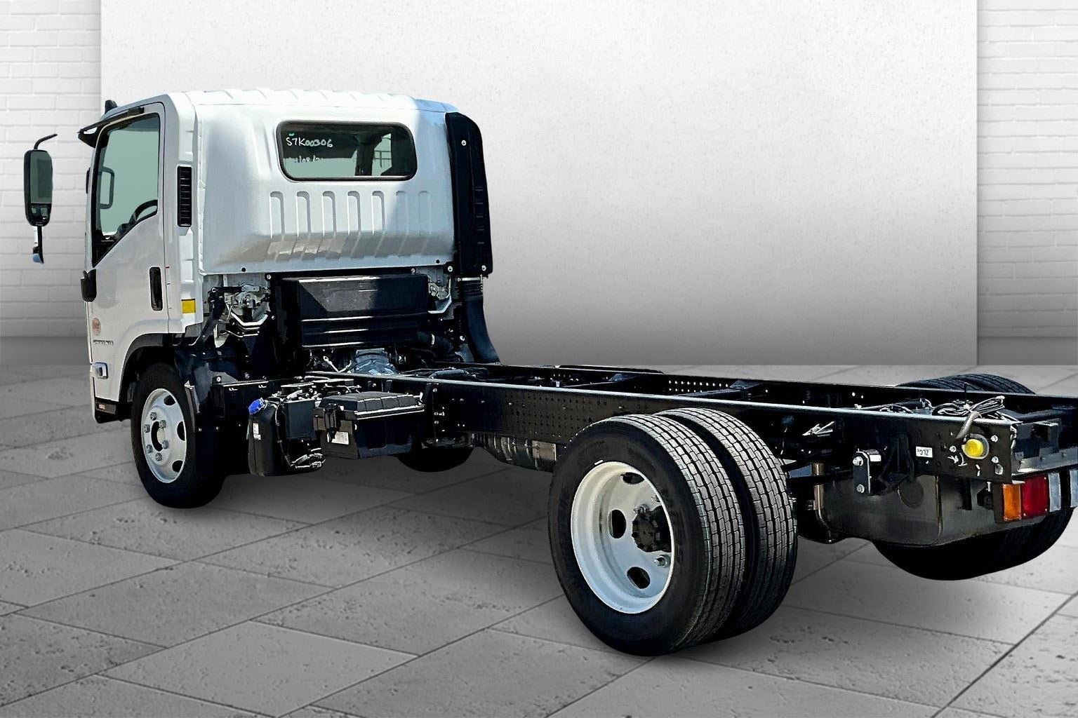 2025 Chevrolet Low Cab Forward 4500 XD Base