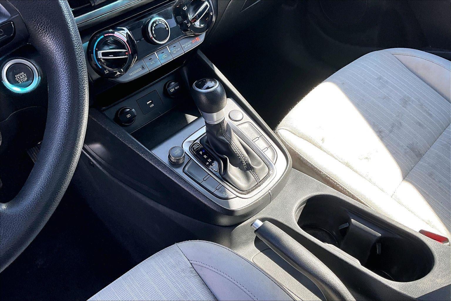 2022 Hyundai Kona SEL