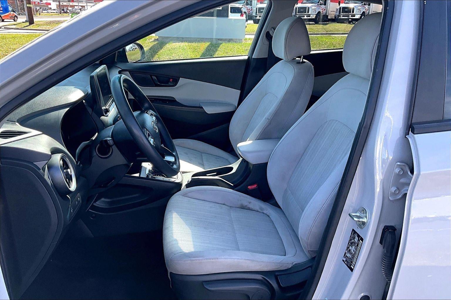 2022 Hyundai Kona SEL