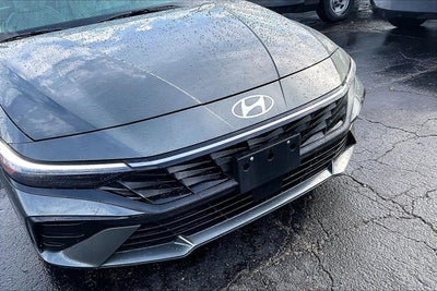 2025 Hyundai Elantra Limited