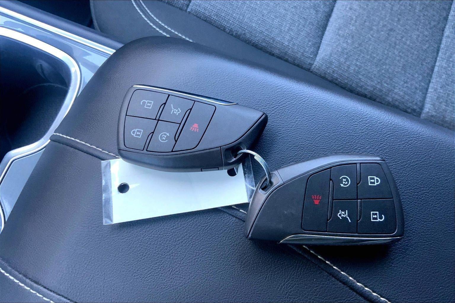 2025 GMC Acadia Elevation