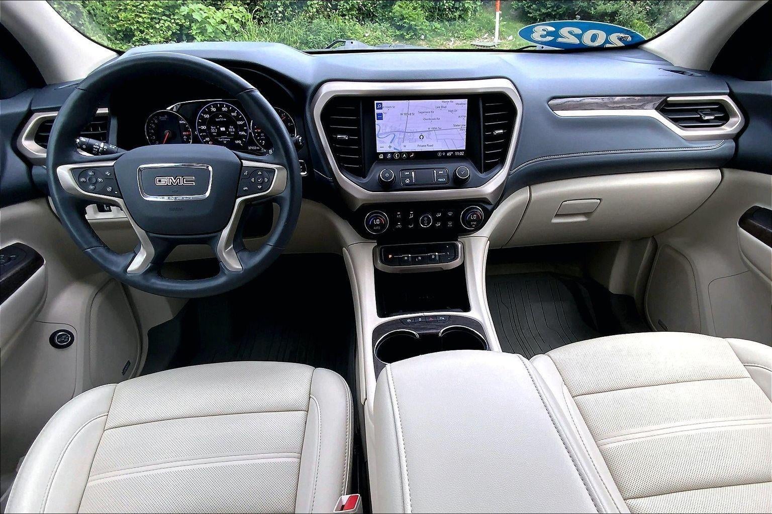 2023 GMC Acadia Denali