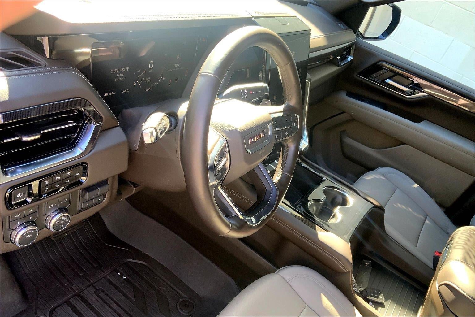 2025 GMC Yukon Elevation