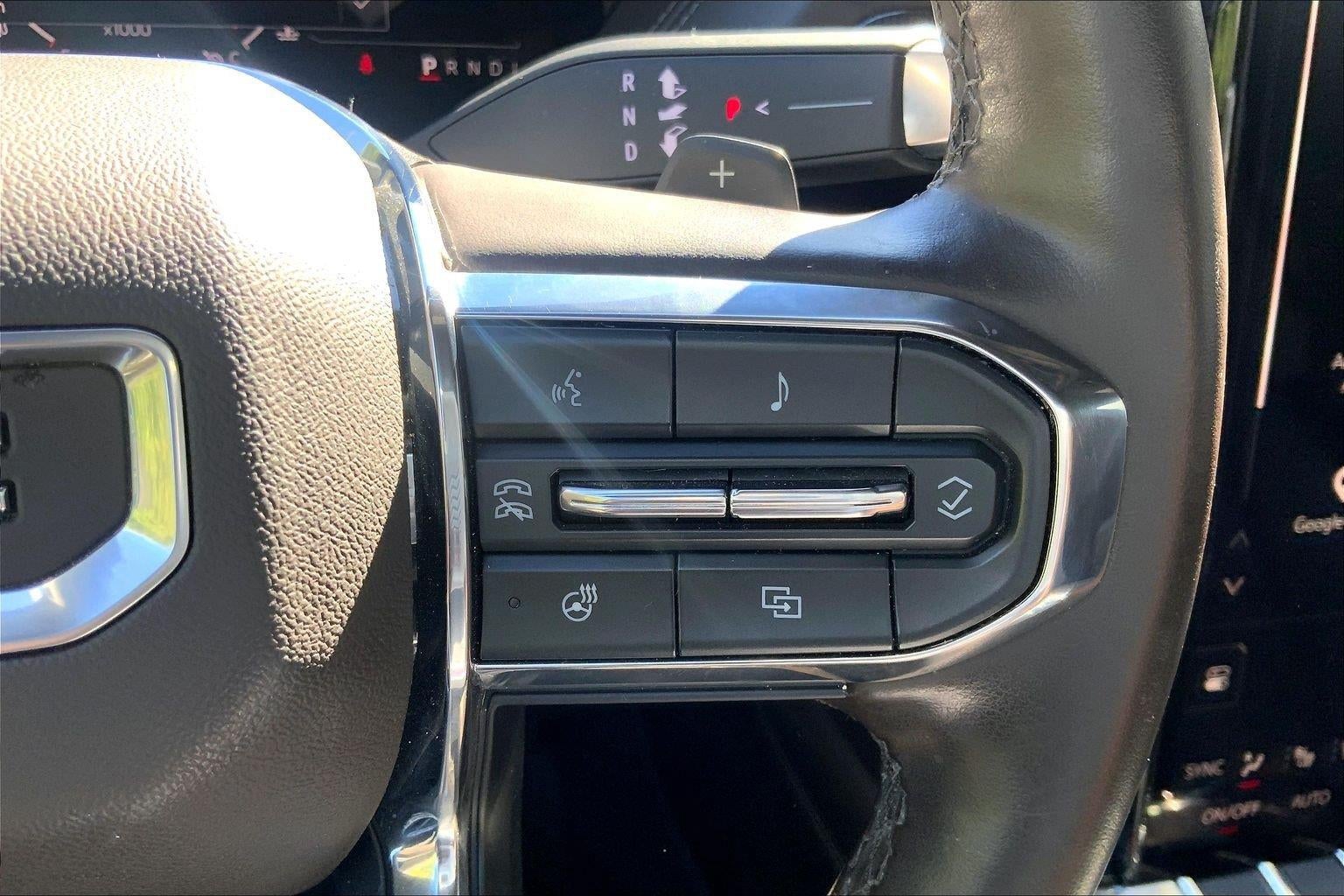 2025 GMC Yukon Elevation