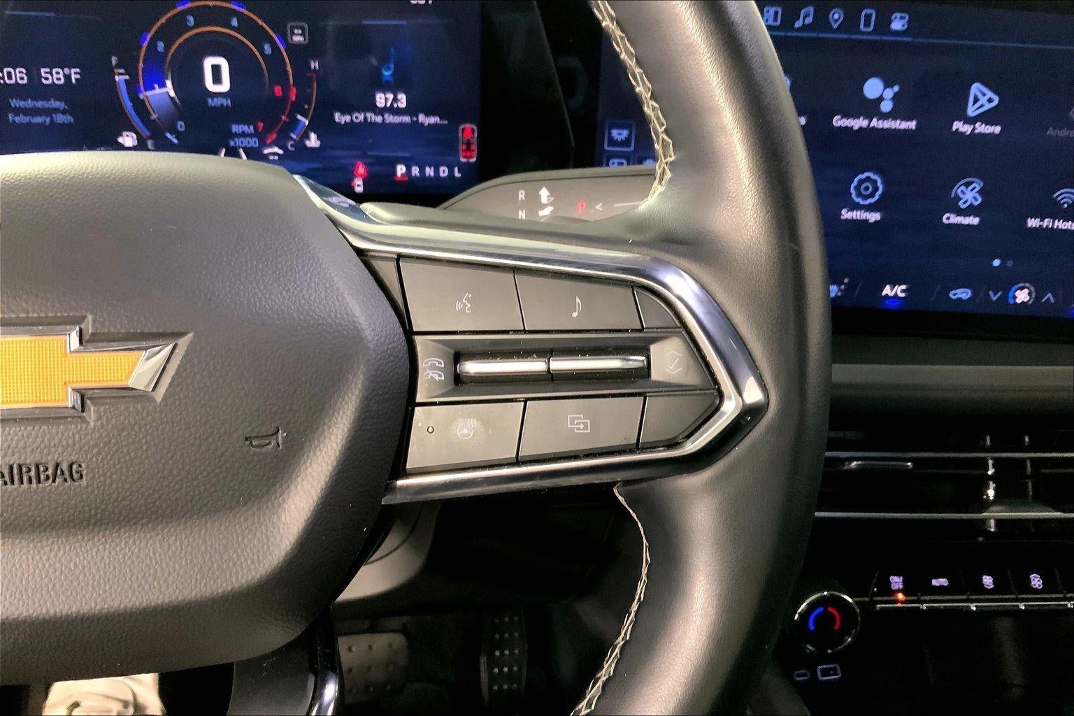 2024 Chevrolet Traverse LT