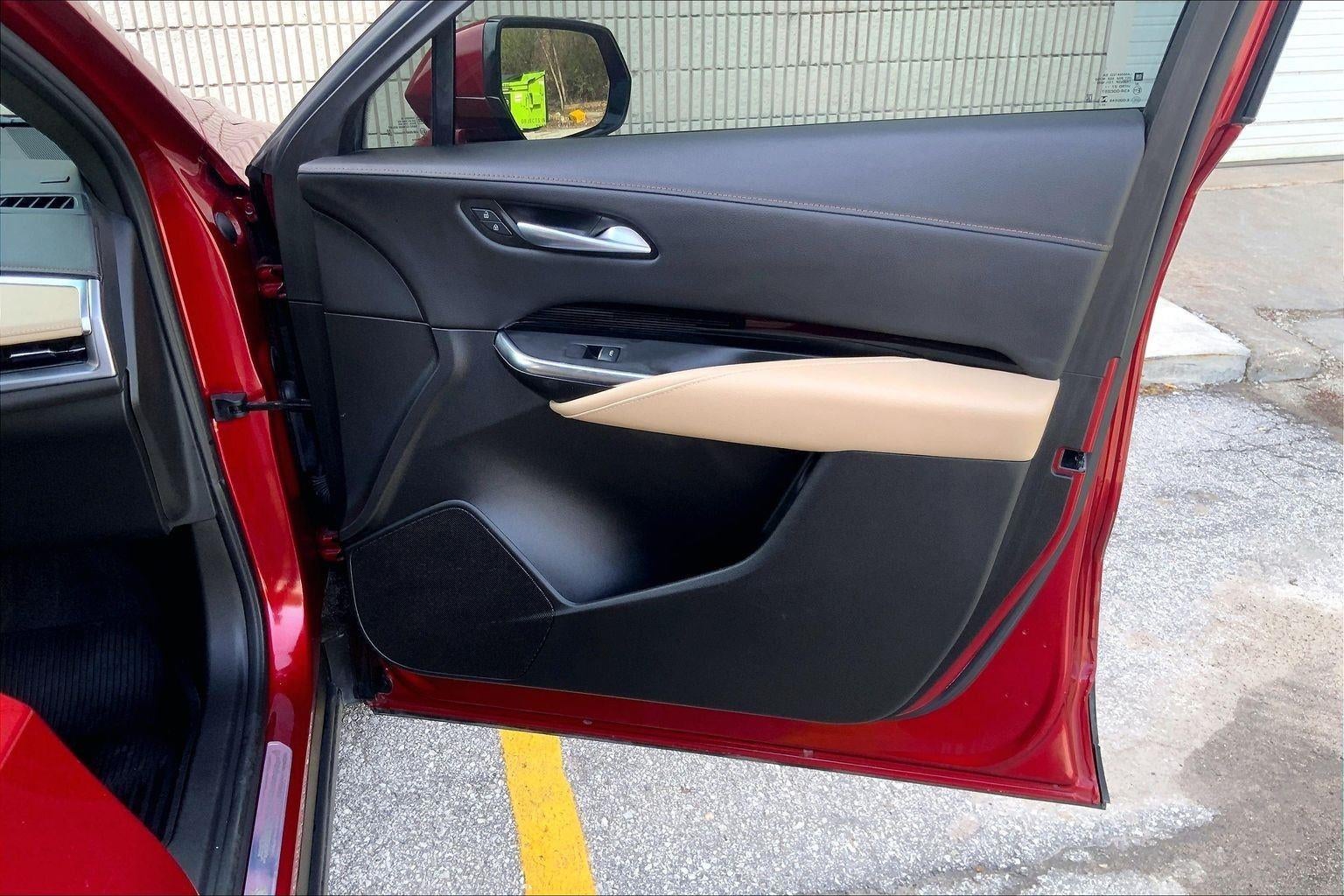 2024 Cadillac XT4 Luxury