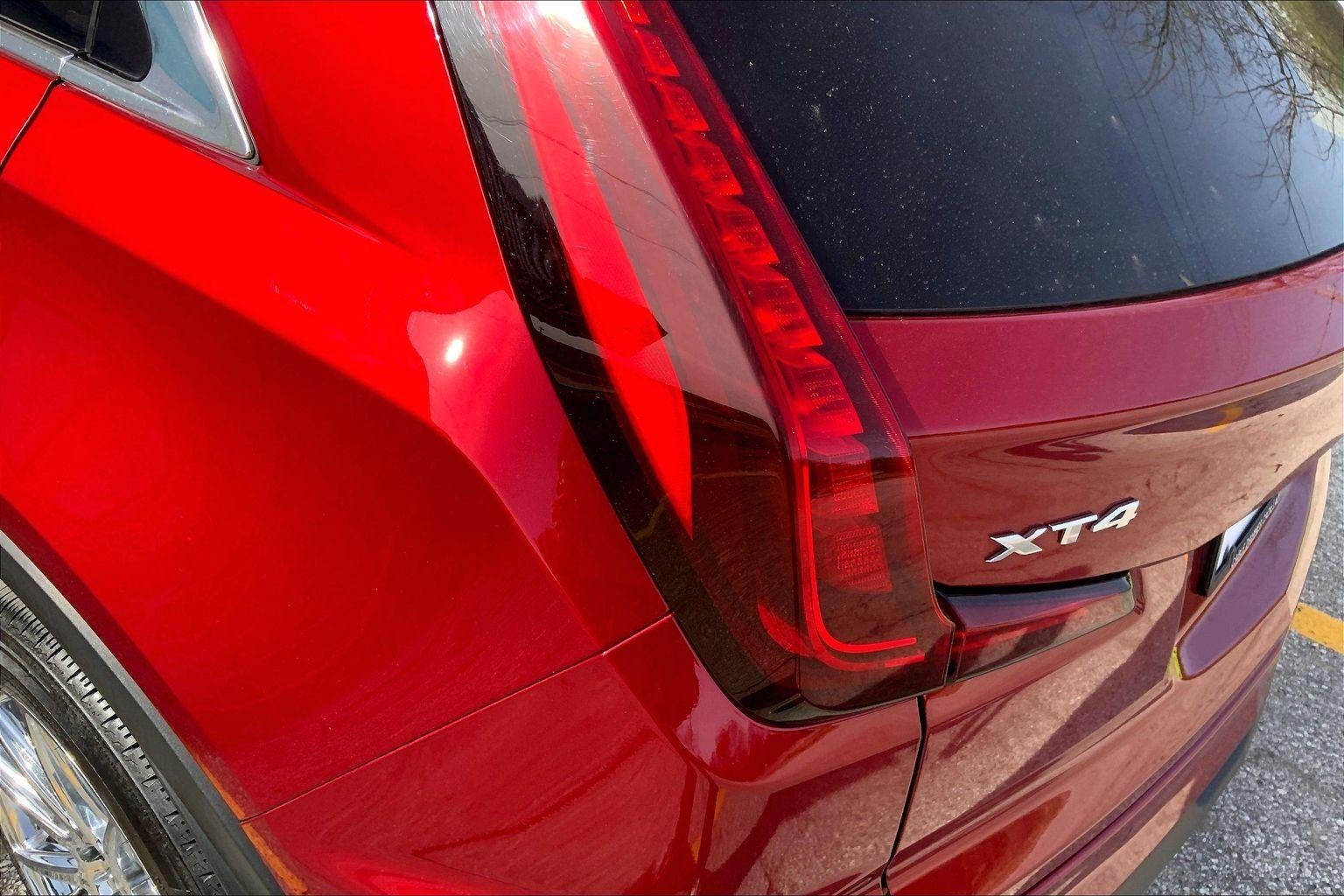 2024 Cadillac XT4 Luxury