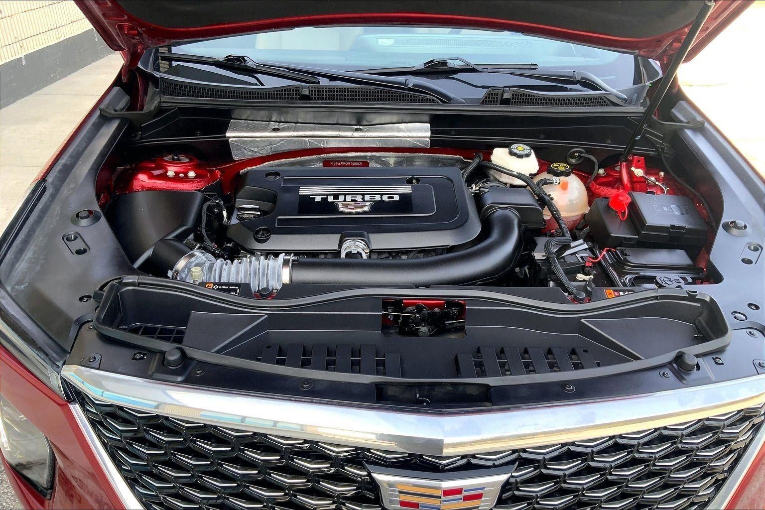 2024 Cadillac XT4 Luxury