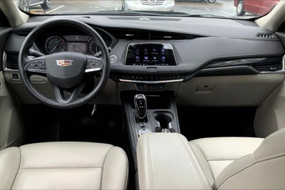 2020 Cadillac XT4 AWD Premium Luxury