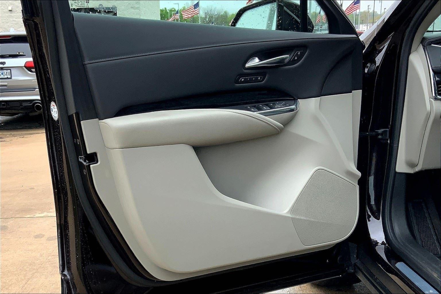 2020 Cadillac XT4 AWD Premium Luxury