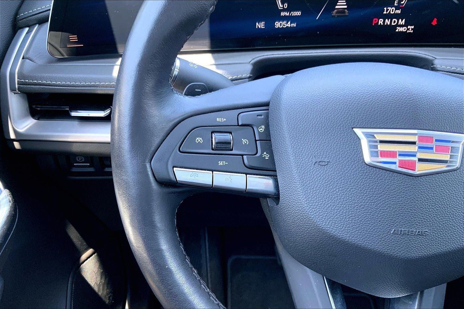 2024 Cadillac XT4 Premium Luxury