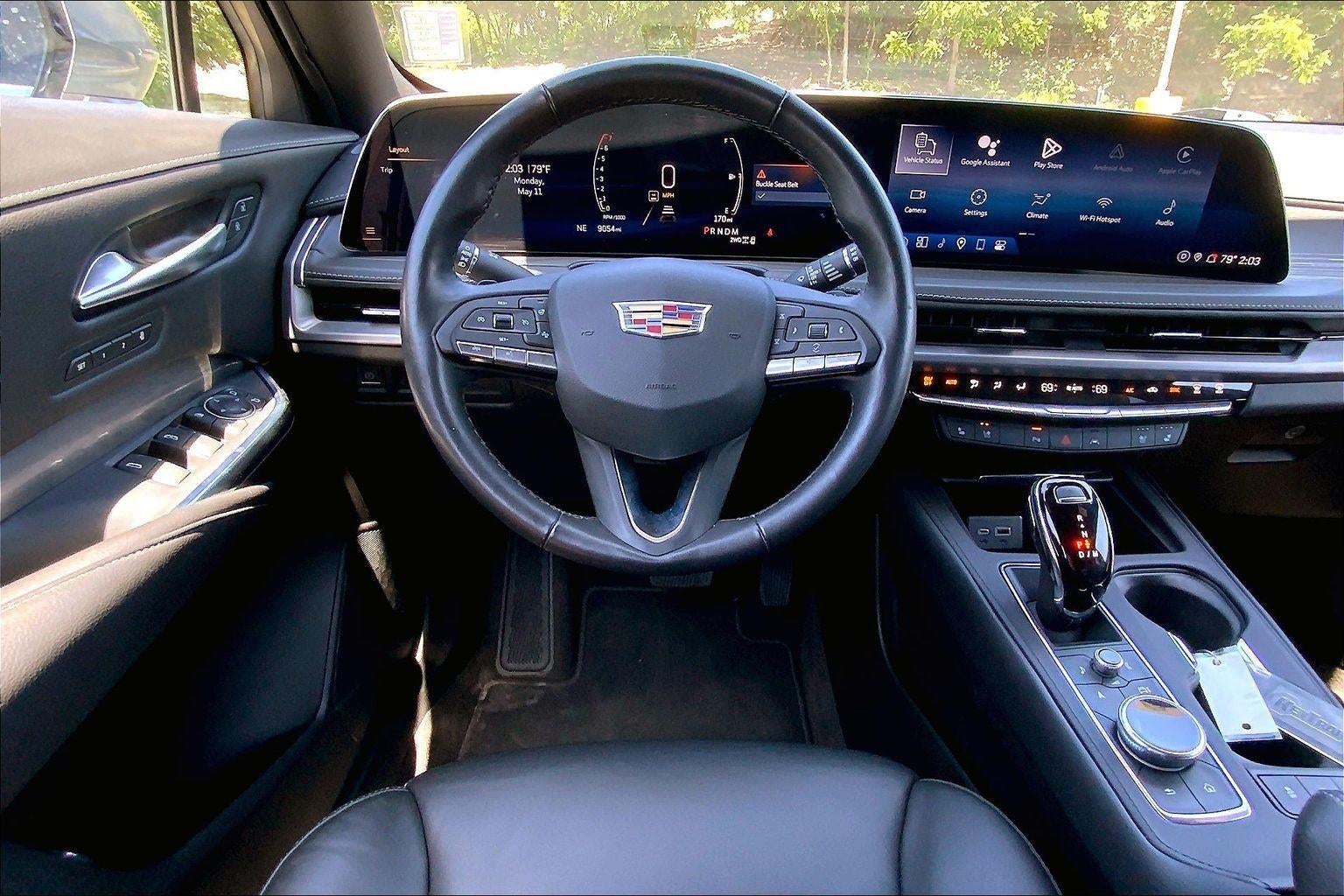 2024 Cadillac XT4 Premium Luxury