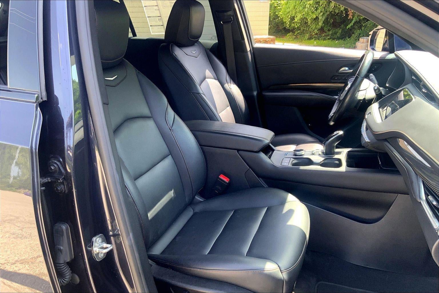 2023 Cadillac XT4 Sport