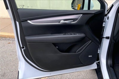 2025 Cadillac XT5 Luxury