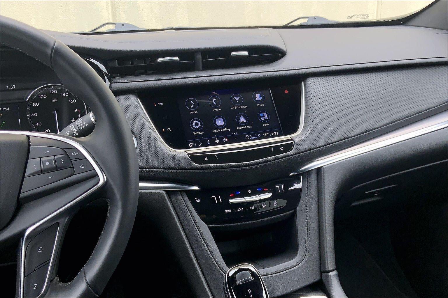 2025 Cadillac XT5 Luxury