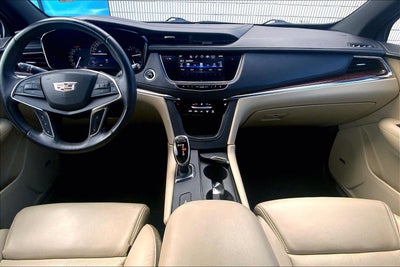 2017 Cadillac XT5 Luxury FWD