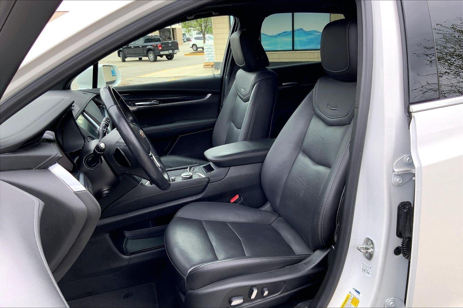 2020 Cadillac XT5 Premium Luxury