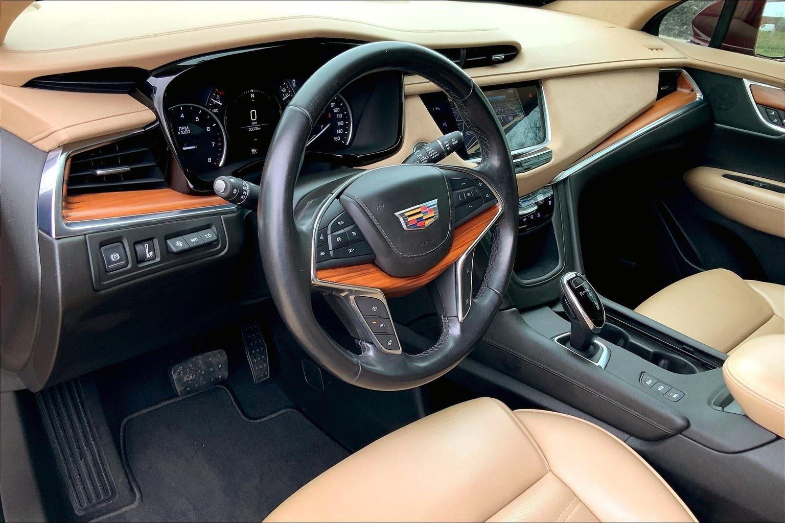 2018 Cadillac XT5 Platinum AWD