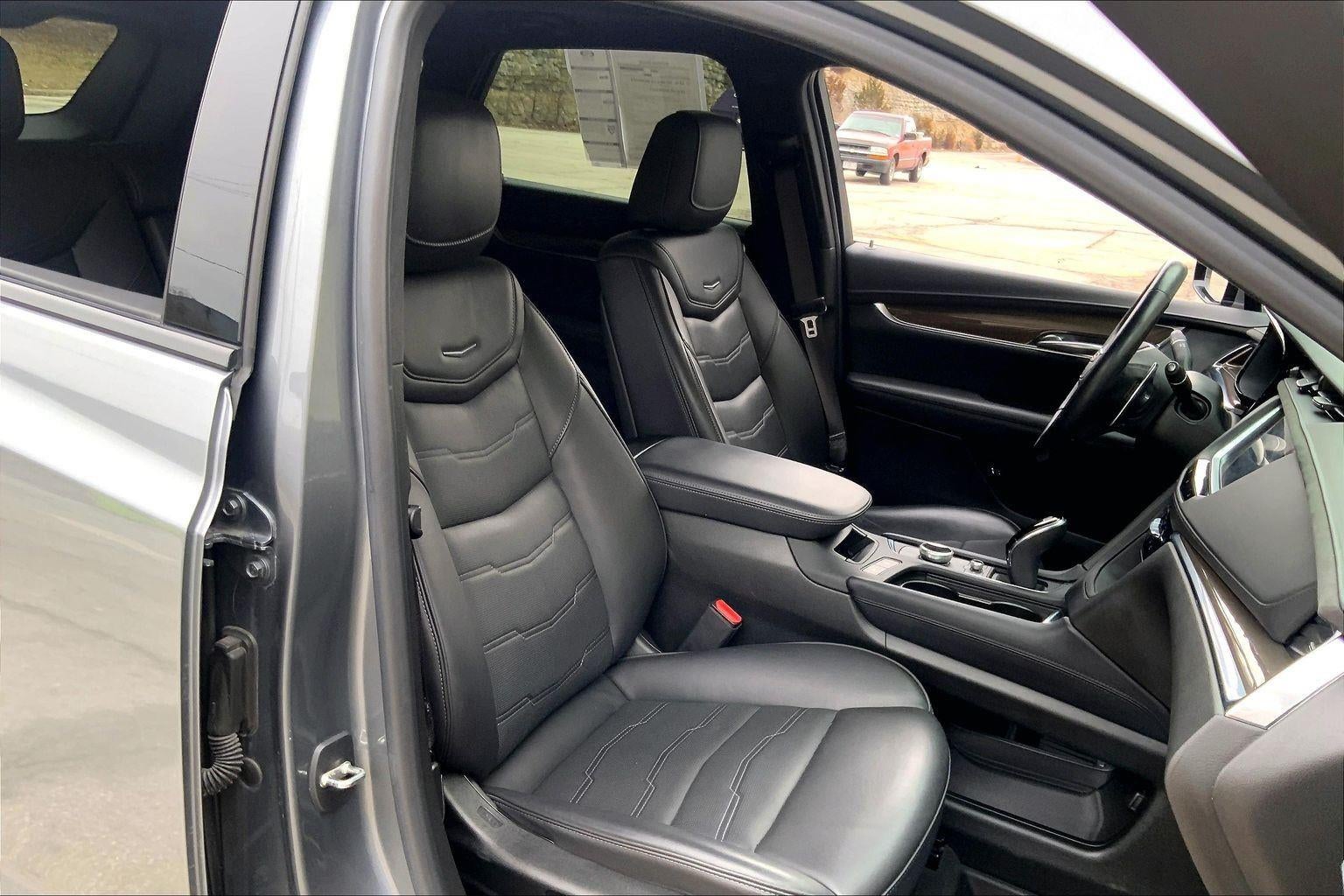 2021 Cadillac XT5 Sport