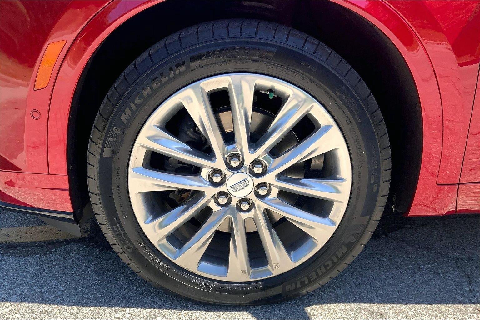 2024 Cadillac XT6 Premium Luxury