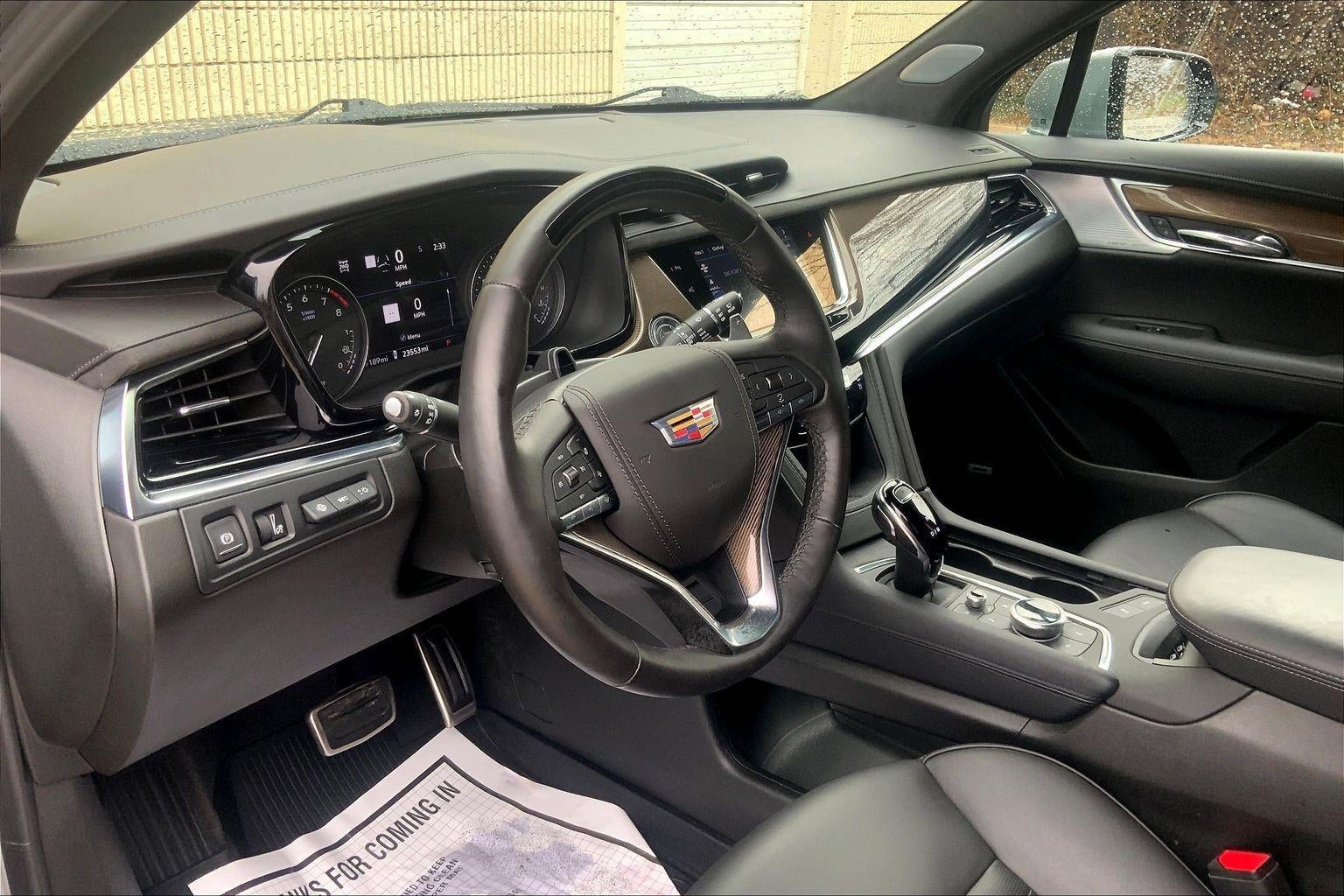 2025 Cadillac XT6 Sport