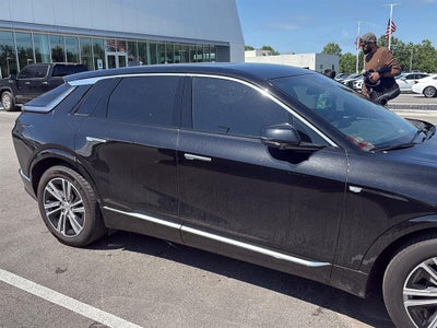 2024 Cadillac LYRIQ Luxury 1