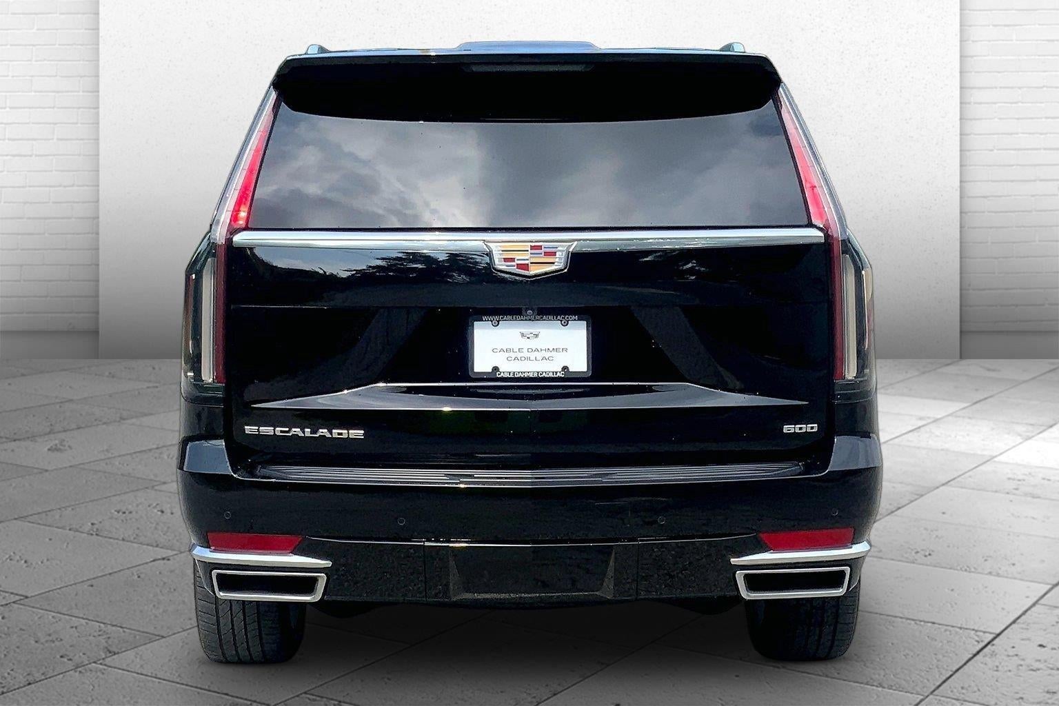 2022 Cadillac Escalade Luxury