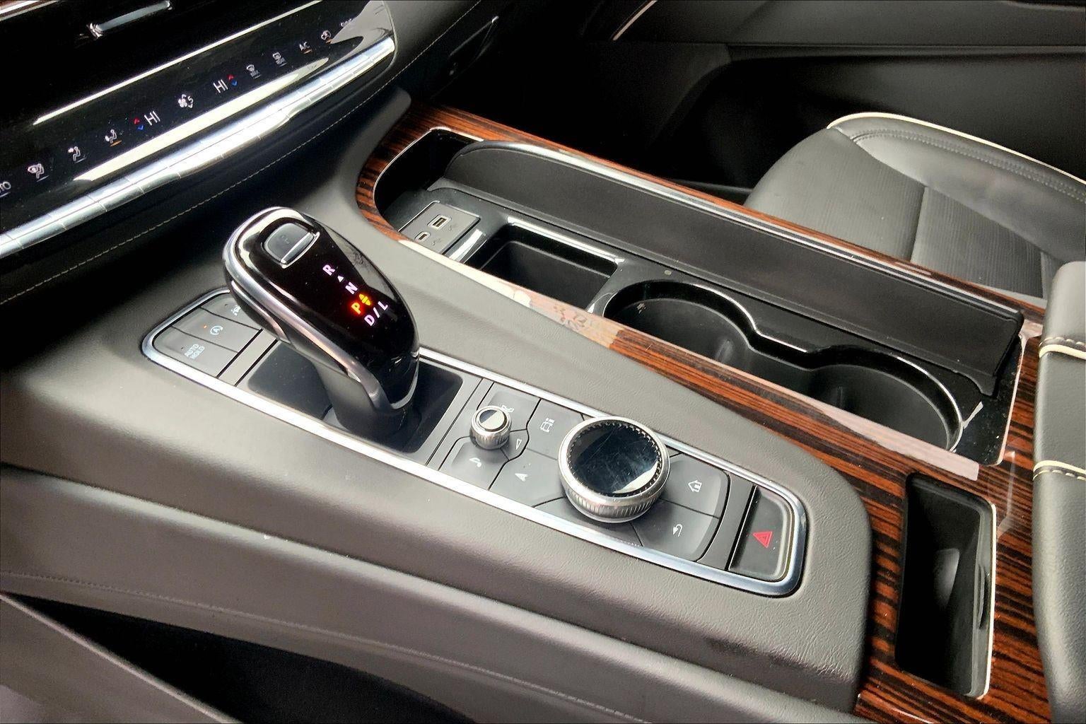 2022 Cadillac Escalade Premium Luxury