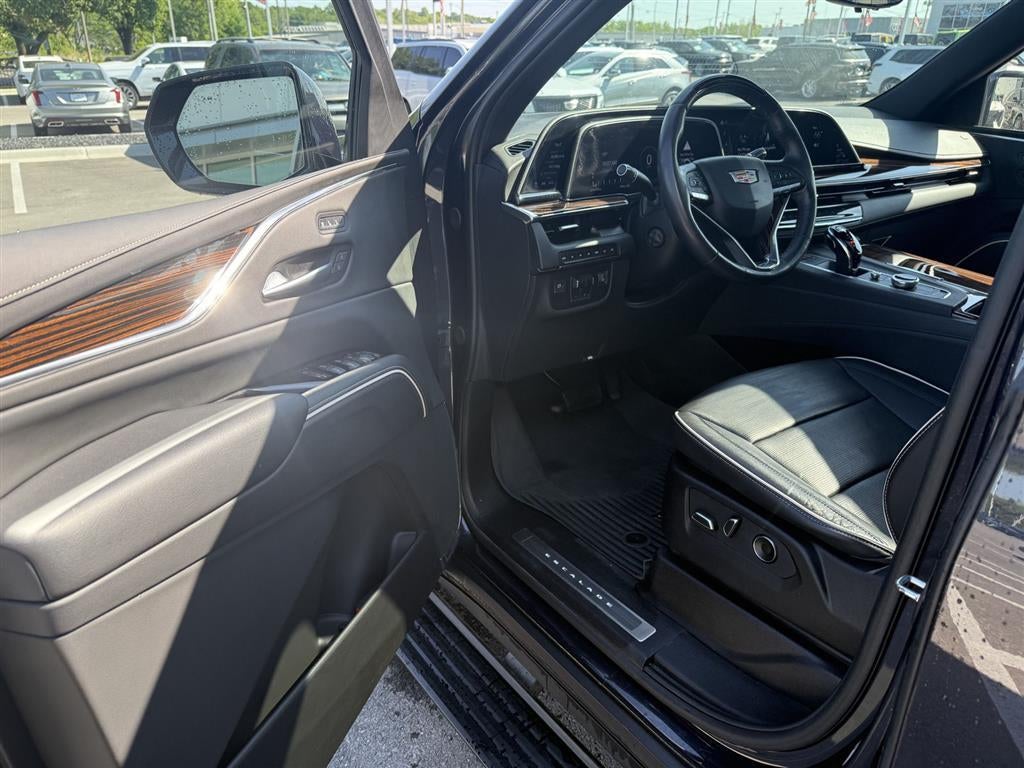 2023 Cadillac Escalade ESV Premium Luxury