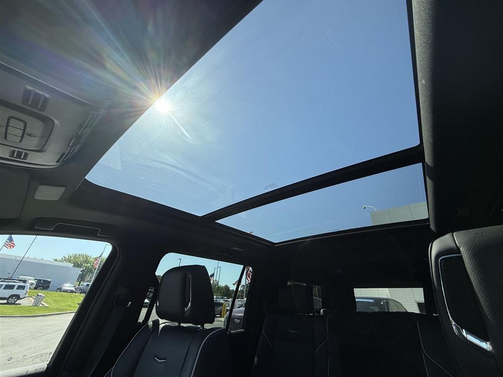 2023 Cadillac Escalade ESV Premium Luxury