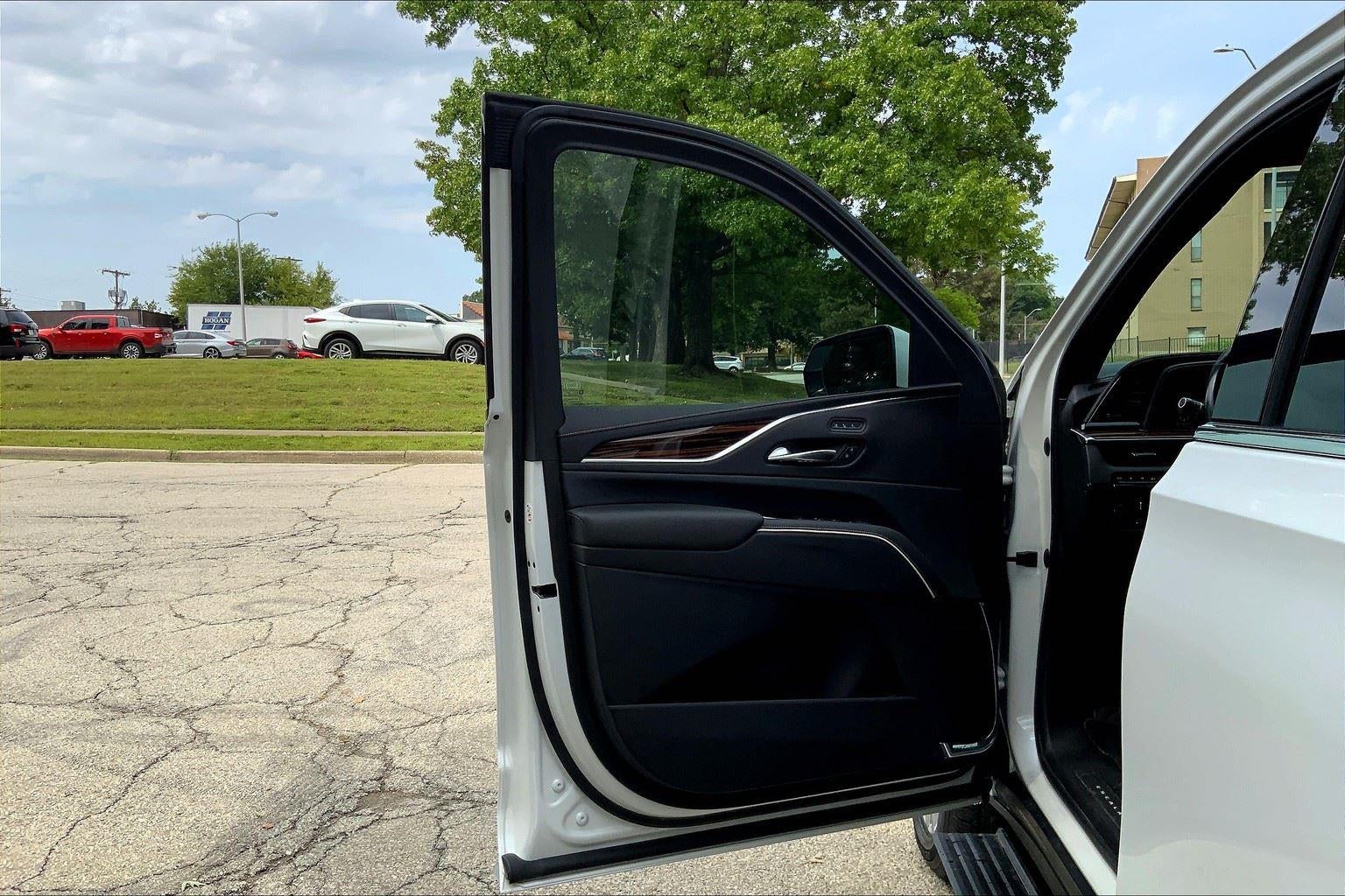 2021 Cadillac Escalade ESV Premium Luxury