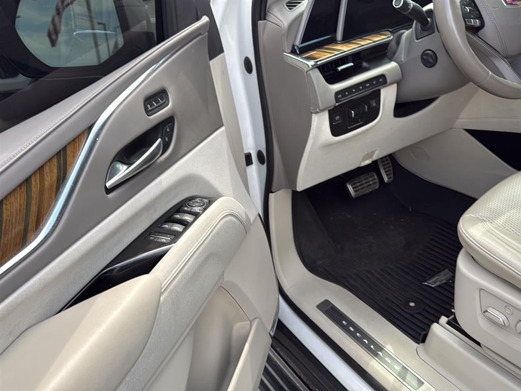 2023 Cadillac Escalade ESV Sport Platinum