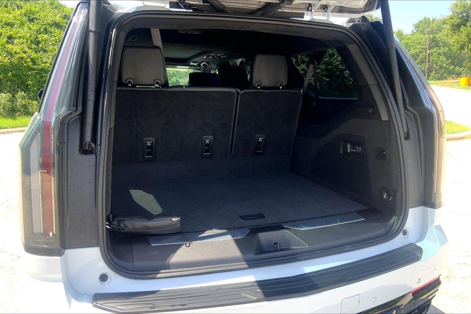 2026 Cadillac Escalade ESV V-Series