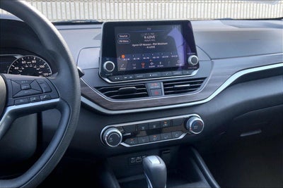 2025 Nissan Altima SV